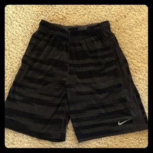 Nike Dri-Fit Shorts Men’s Medium